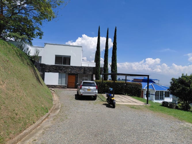 Finca en arriendo en Belén, Medellín, 400 m² · foto 17 de 18
