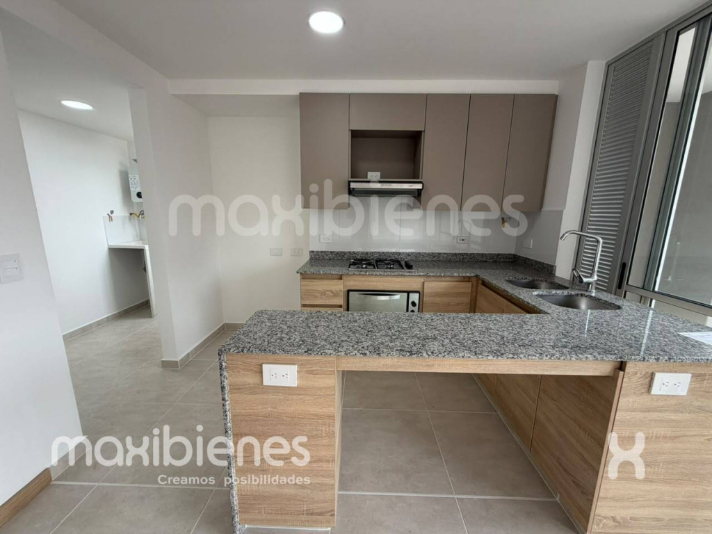 Apartamento en arriendo en La Doctora, Sabaneta · foto 7 de 16