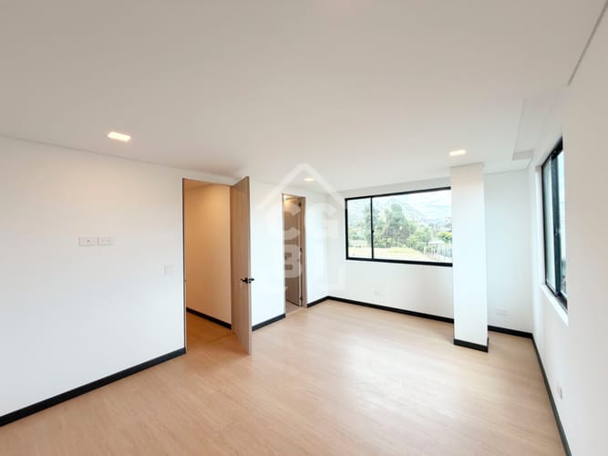 Casa de 3 alcobas en venta en La Moya, Cota, 163 m² · foto 10 de 24