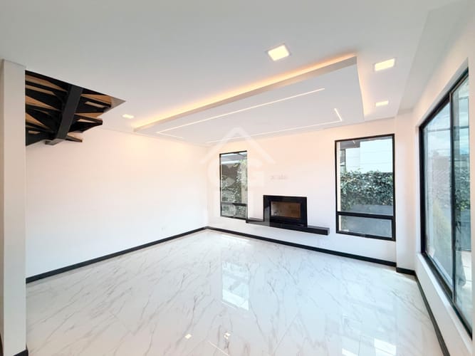 Casa de 3 alcobas en venta en La Moya, Cota, 163 m² · foto 2 de 24