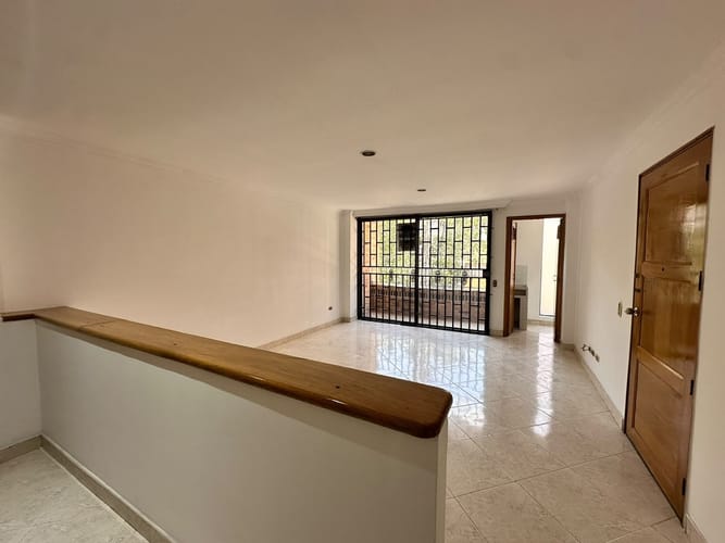 Apartamento de 2 alcobas en arriendo en San Joaquin, Medellín, 56 m² · foto 3 de 9