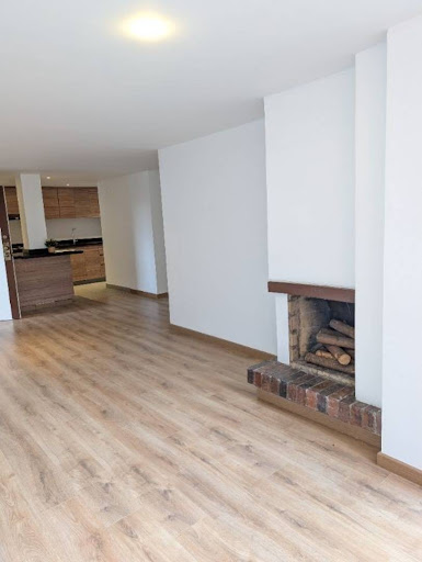 Apartamento en arriendo en Cedro Golf, Bogotá · foto 2 de 17