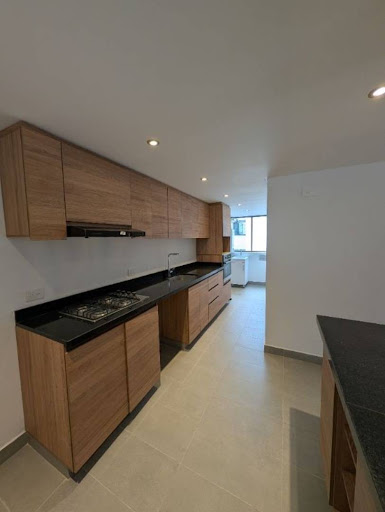 Apartamento en arriendo en Cedro Golf, Bogotá · foto 4 de 17