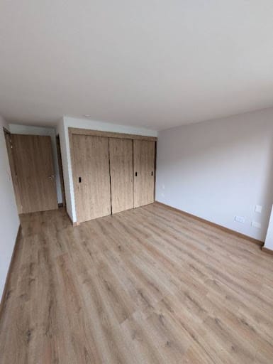 Apartamento en arriendo en Cedro Golf, Bogotá · foto 8 de 17