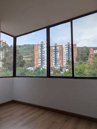 Apartamento en arriendo en Cedro Golf, Bogotá · foto 9 de 17