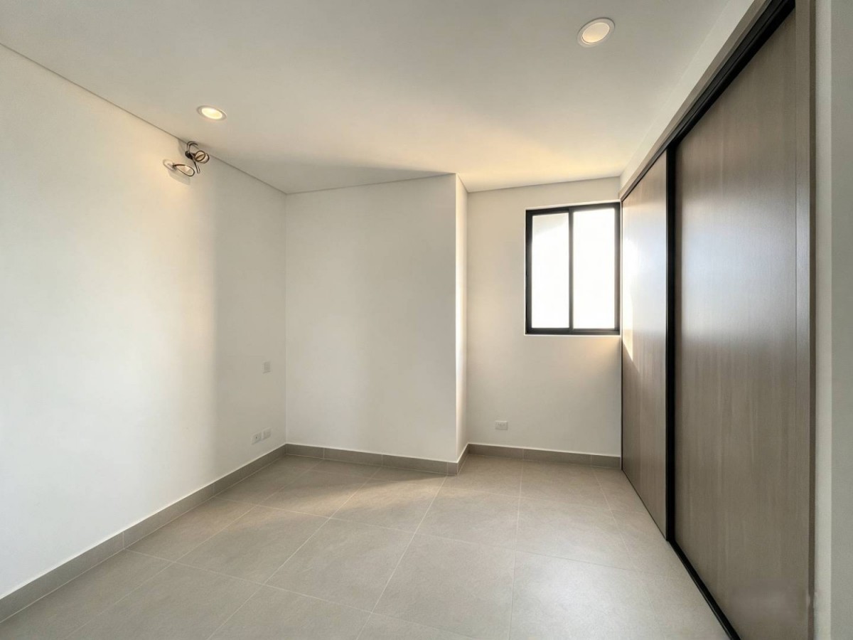 Apartamento en venta en Manga, Cartagena · foto 6 de 17