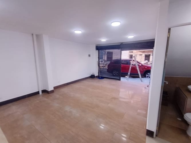 Local en arriendo en Colombia, Medellín, 50 m² · foto 5 de 8
