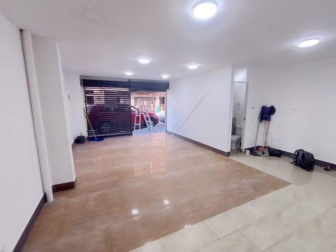 Local en arriendo en Colombia, Medellín, 50 m² · foto 8 de 8