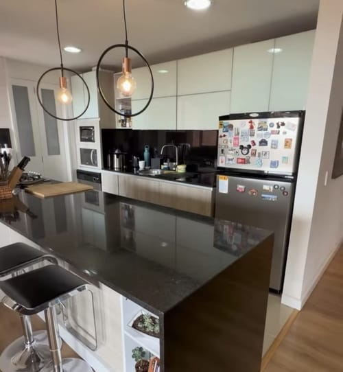 Apartamento de 2 alcobas en arriendo en Los Rosales, Bogotá, 125 m² · foto 5 de 17