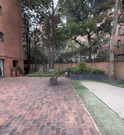 Apartamento de 2 alcobas en arriendo en Los Rosales, Bogotá, 125 m² · foto 16 de 17