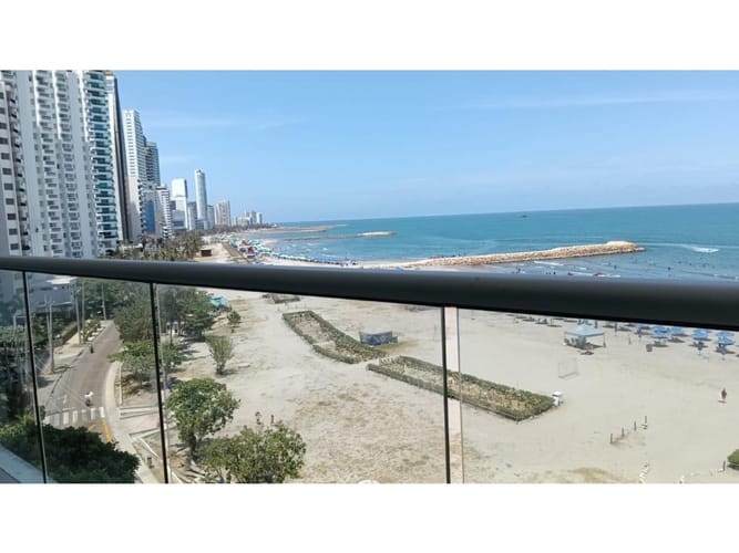 Apartaestudio en venta en Bocagrande, Cartagena, 176 m² · foto 16 de 19