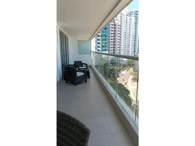 Apartaestudio en venta en Bocagrande, Cartagena, 176 m² · foto 17 de 19