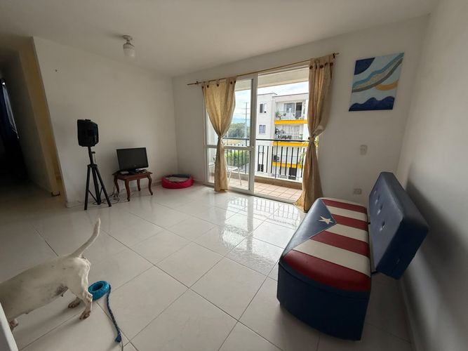 Apartamento de 2 alcobas en venta en Ciudad Pacífica, Cali, 59 m² · foto 2 de 10