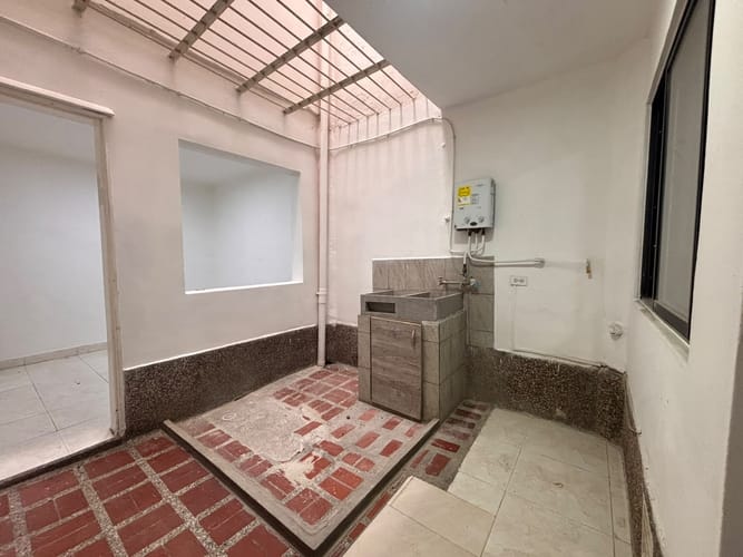 Local en arriendo en Alcala, Envigado, 140 m² · foto 13 de 13