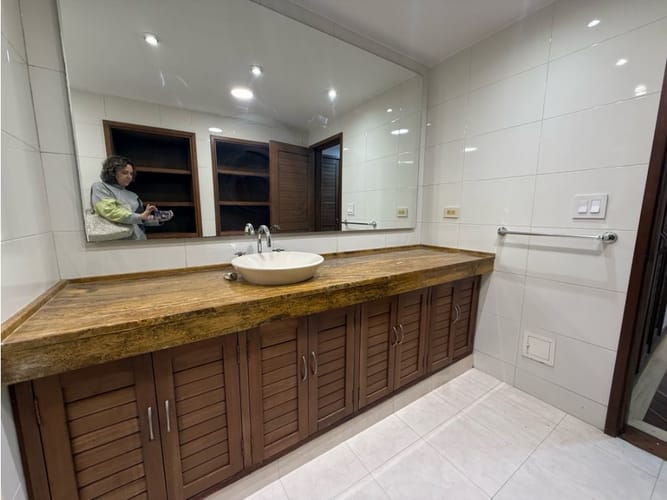 Apartamento de 2 alcobas en venta en Los Rosales, Bogotá, 134 m² · foto 15 de 22