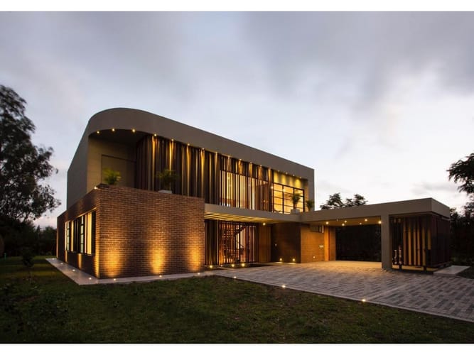 Casa de 4 alcobas en venta en Llano Grande, Rionegro, 428 m² · foto 5 de 9