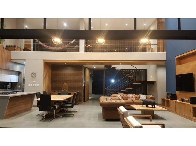 Casa de 4 alcobas en venta en Llano Grande, Rionegro, 428 m² · foto 6 de 9