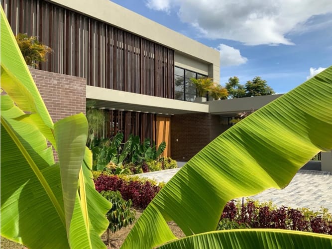 Casa de 4 alcobas en venta en Llano Grande, Rionegro, 428 m² · foto 8 de 9