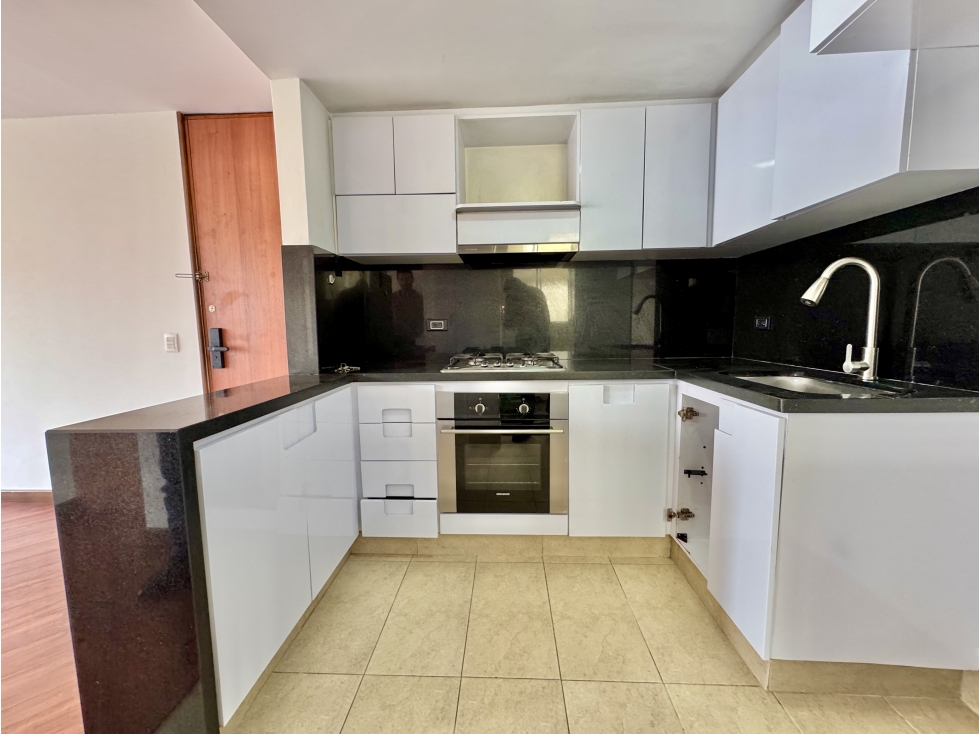 Apartamento en venta en Gratamira, Bogotá · foto 6 de 19