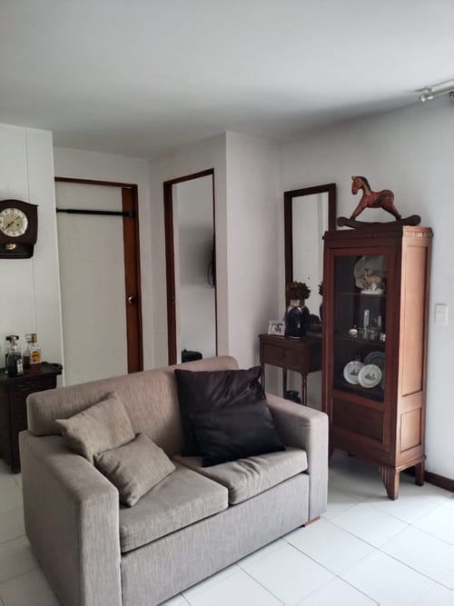 Apartamento de 4 alcobas en venta en Laureles, Medellín, 84 m² · foto 7 de 24