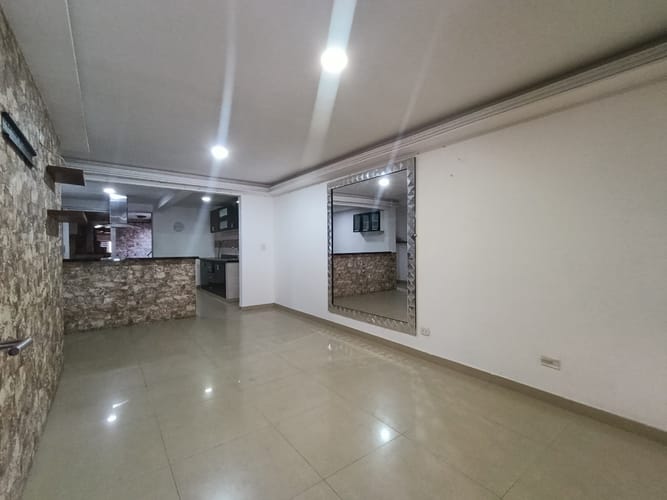 Casa en venta en Prados Del Norte, Cúcuta · foto 2 de 13