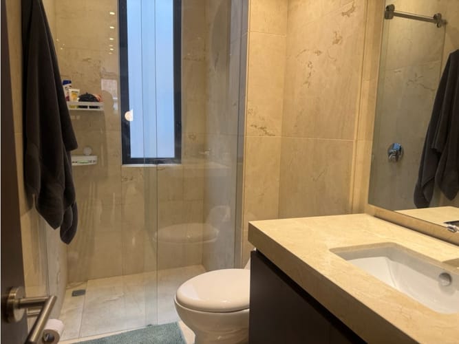 Apartamento de 1 alcoba en venta en Chapinero, Bogotá, 91 m² · foto 2 de 16