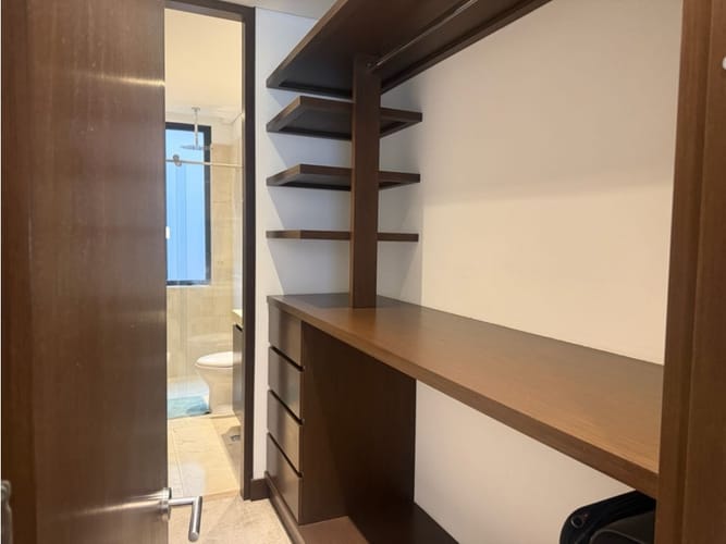 Apartamento de 1 alcoba en venta en Chapinero, Bogotá, 91 m² · foto 3 de 16
