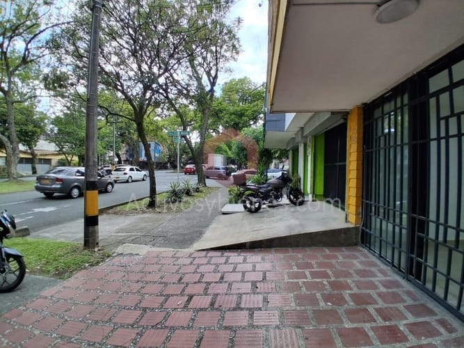Local en arriendo en Rosales, Medellín, 200 m² · foto 3 de 16