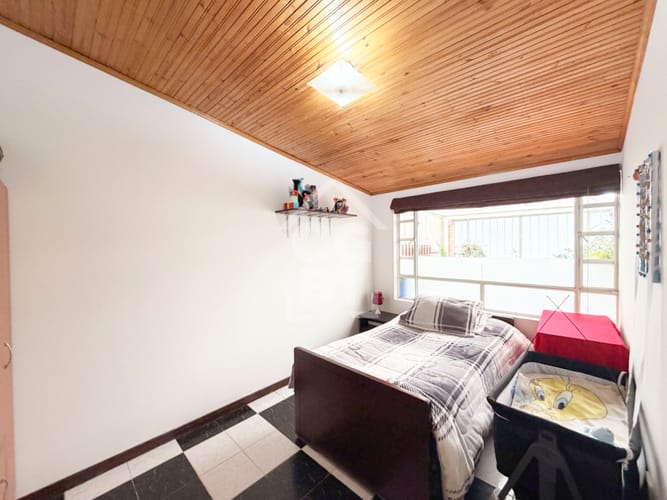 Casa de 3 alcobas en venta en Loreto I, Madrid, 204 m² · foto 10 de 24