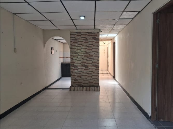 Casa de 3 alcobas en venta en Marco Fidel Suarez, Armenia, 60 m² · foto 3 de 13