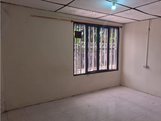 Casa de 3 alcobas en venta en Marco Fidel Suarez, Armenia, 60 m² · foto 7 de 13