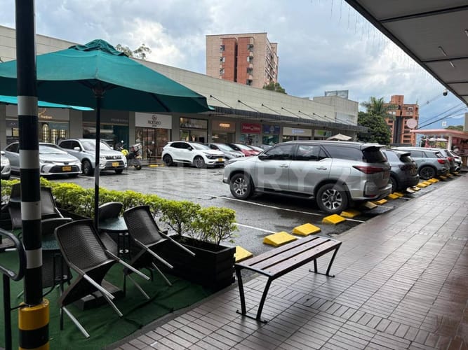Oficina en arriendo en El Diamante 2, Medellín, 18 m² · foto 14 de 16