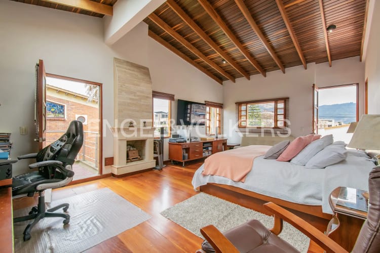 Casa de 4 alcobas en venta en San Pedro, Chía, 206 m² · foto 9 de 19