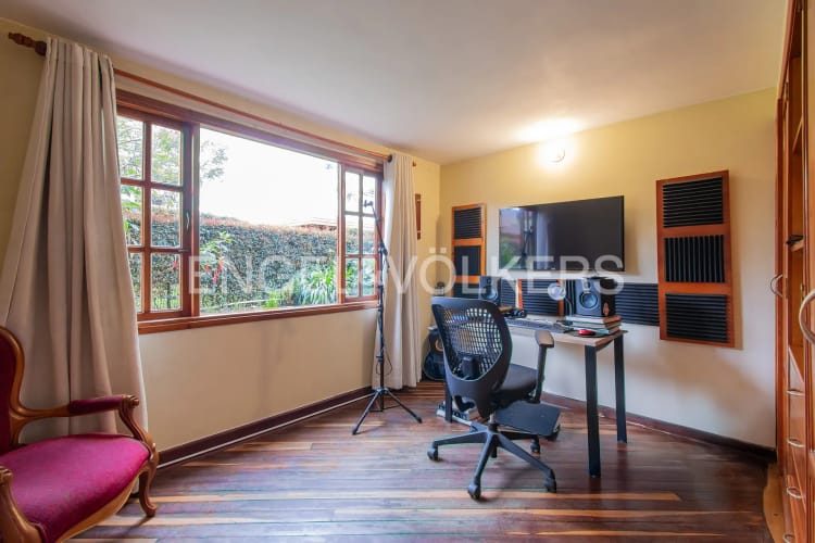 Casa de 5 alcobas en venta en San Jacinto, Chía, 248 m² · foto 8 de 20