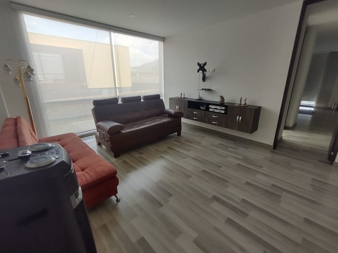 Casa de 4 alcobas en venta en Pueblo Viejo, Cota, 340 m² · foto 20 de 24