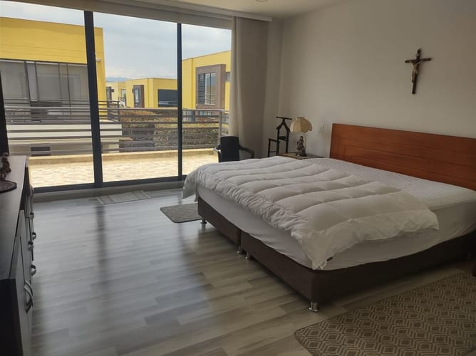 Casa de 4 alcobas en venta en Pueblo Viejo, Cota, 340 m² · foto 17 de 24