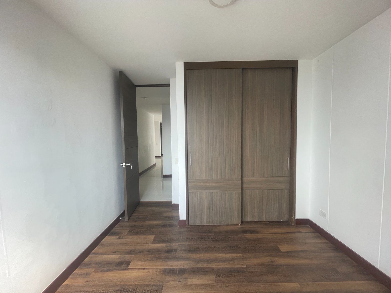 Apartamento en venta en Loma Del Esmeraldal, Envigado · foto 6 de 19
