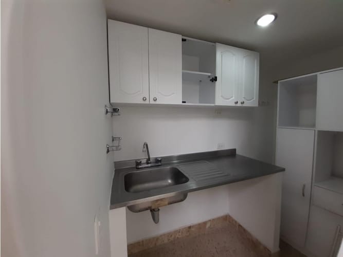 Oficina en venta en Laureles, Medellín, 87 m² · foto 8 de 12