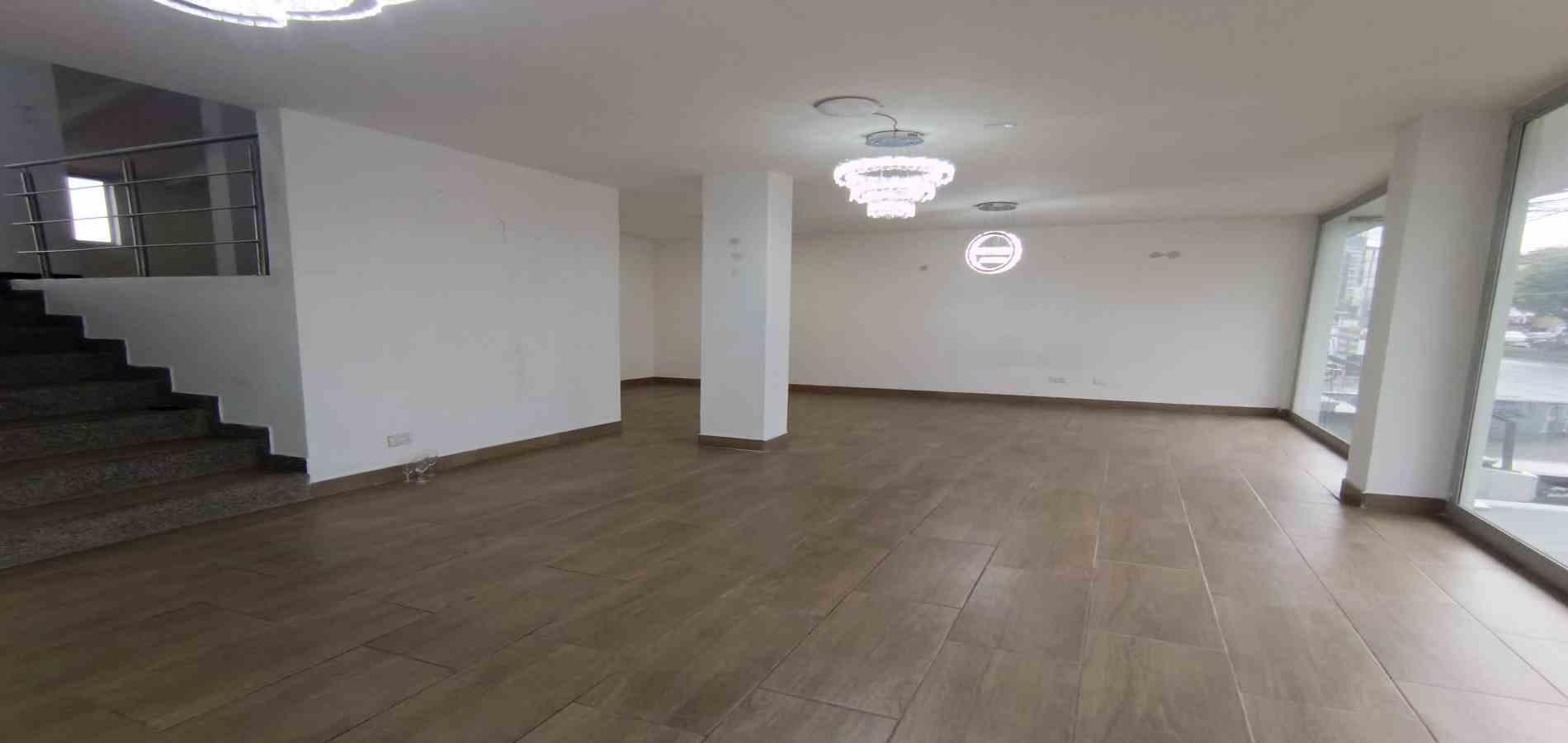 Casa en arriendo en Cable, Manizales · foto 2 de 24