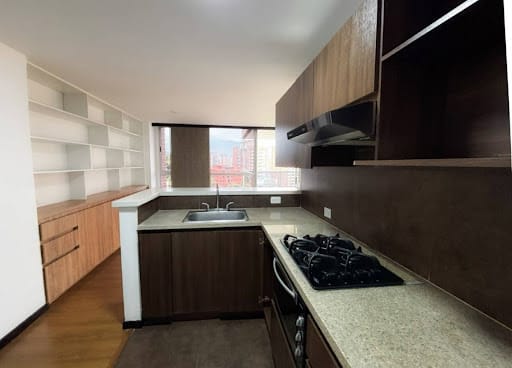 Apartamento de 2 alcobas en arriendo en Loma Del Esmeraldal, Envigado, 78 m² · foto 3 de 19