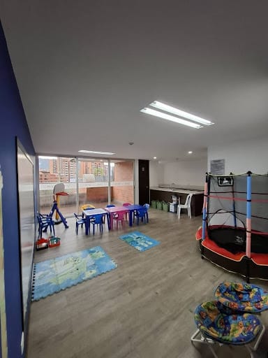 Apartamento de 2 alcobas en arriendo en Loma Del Esmeraldal, Envigado, 78 m² · foto 16 de 19