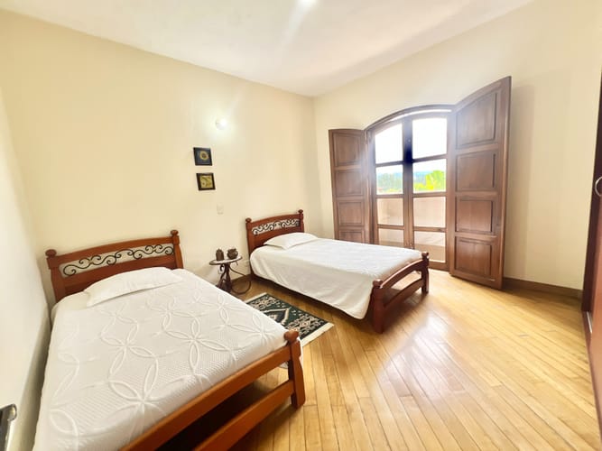 Casa de 4 alcobas en venta en Llano Grande, Rionegro, 450 m² · foto 18 de 21