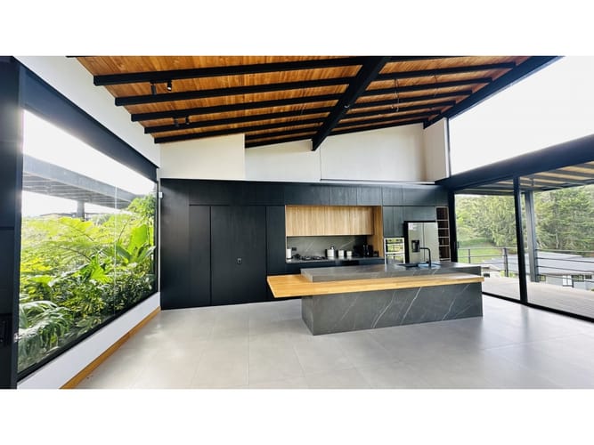 Casa de 4 alcobas en venta en Pantanillo, El Retiro, 416 m² · foto 3 de 24