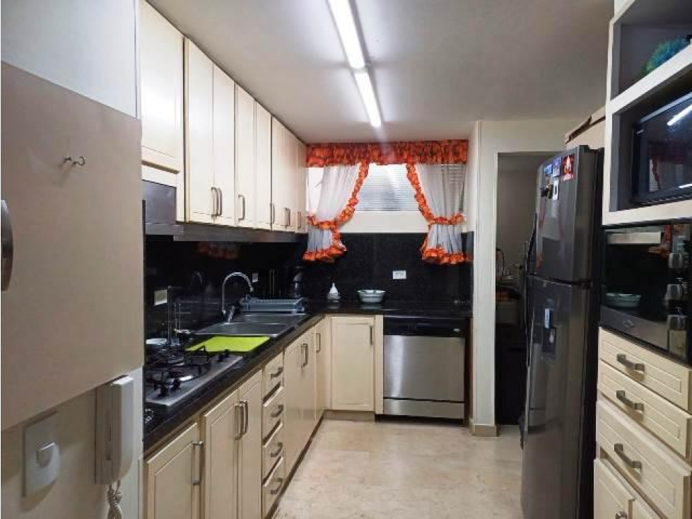 Apartamento en venta en Bella Suiza, Bogotá · foto 3 de 15