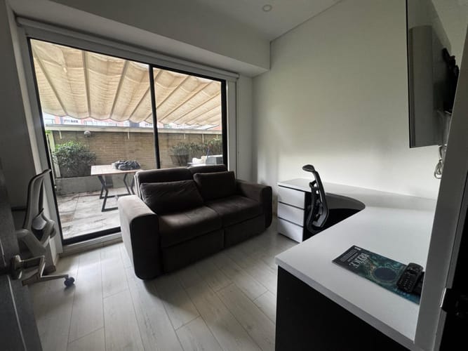 Apartamento de 2 alcobas en arriendo en Chicó Navarra, Bogotá, 82 m² · foto 2 de 24