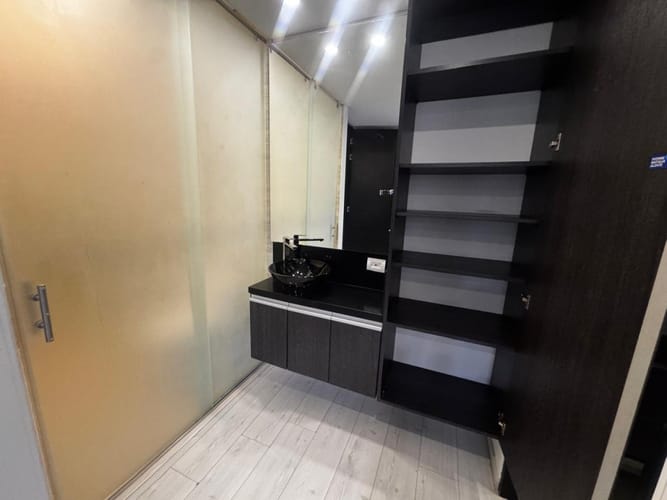 Apartamento de 2 alcobas en arriendo en Chicó Navarra, Bogotá, 82 m² · foto 11 de 24