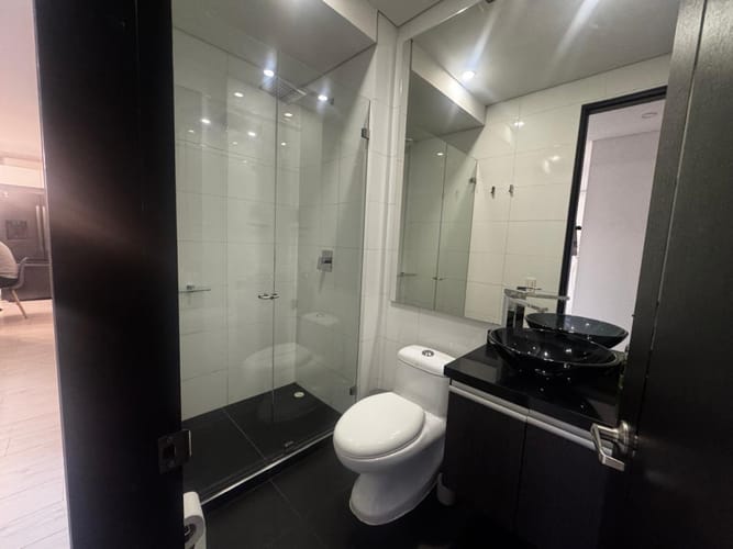 Apartamento de 2 alcobas en arriendo en Chicó Navarra, Bogotá, 82 m² · foto 22 de 24
