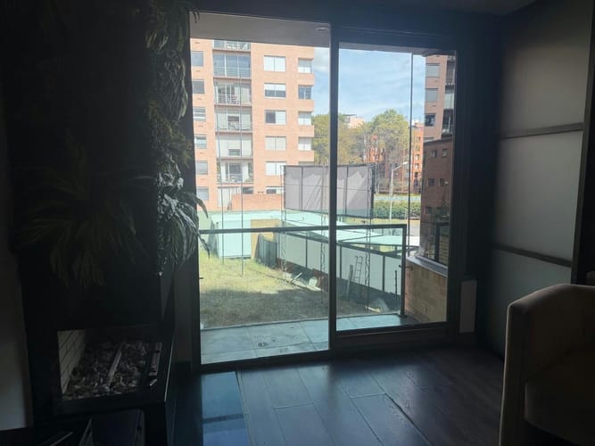Apartaestudio en venta en Chico Norte, Bogotá, 50 m² · foto 4 de 10