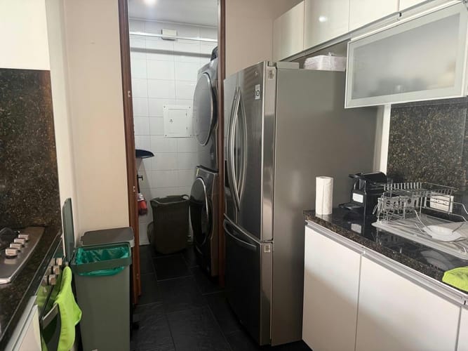 Apartaestudio en venta en Chico Norte, Bogotá, 50 m² · foto 3 de 10