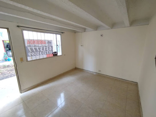 Casa en arriendo en Villas De Granada, Bogotá · foto 2 de 19